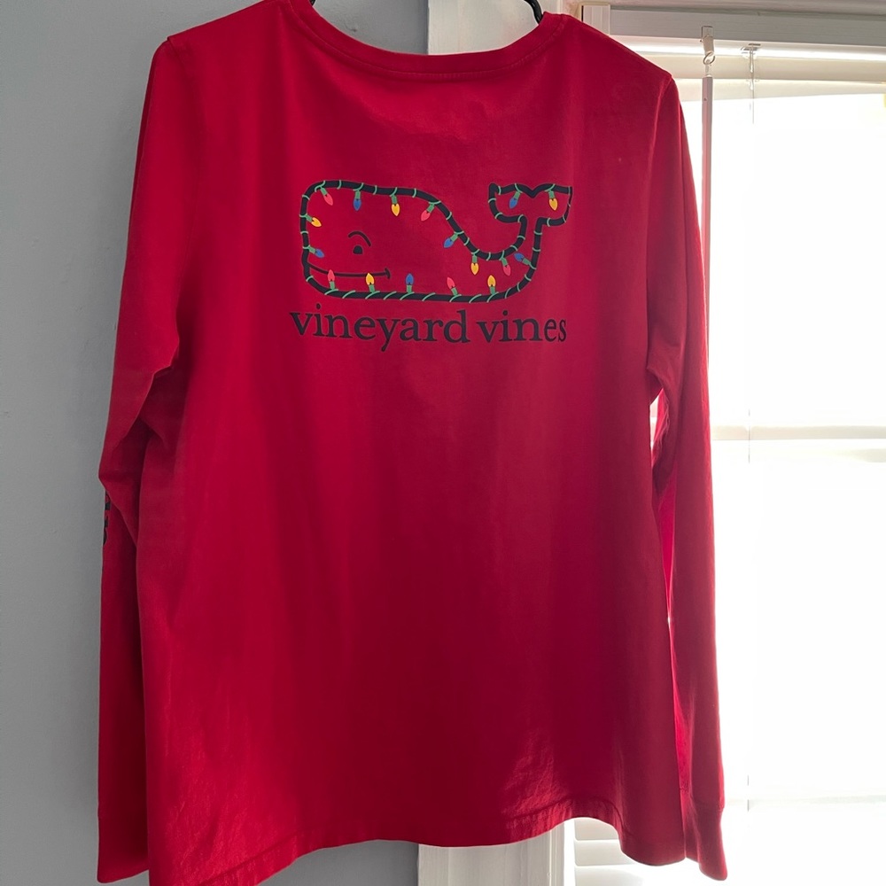 Vineyard vine red Christmas long sleeve size: L